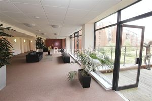 COMMUNAL AREA - click for photo gallery